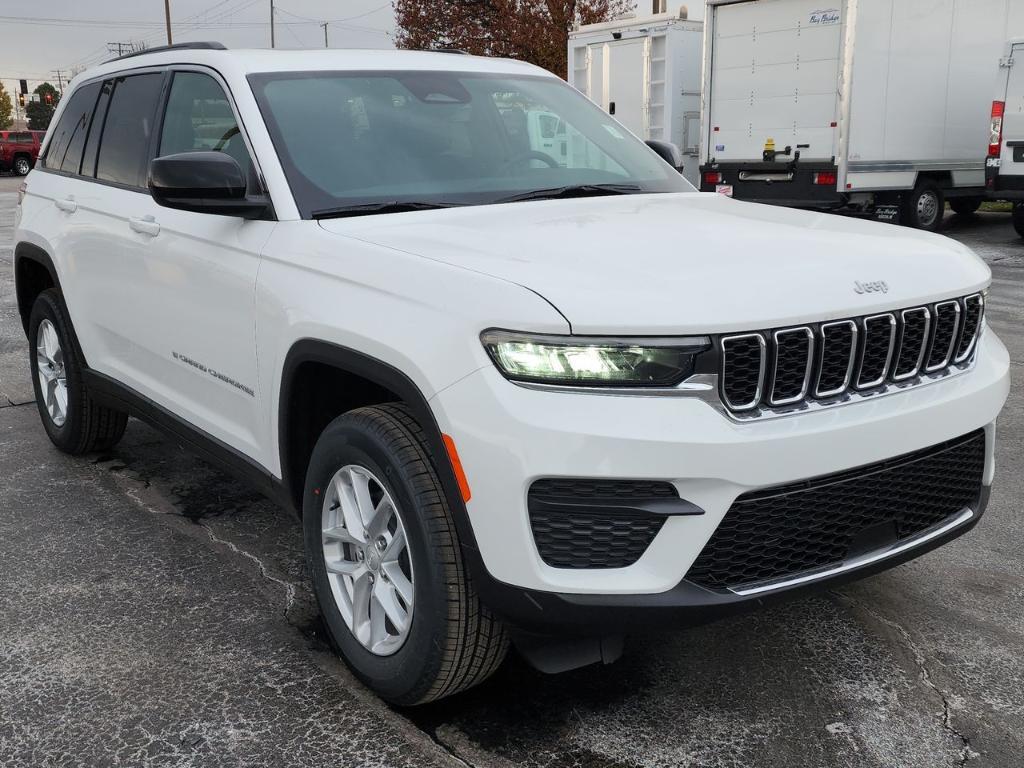 new 2025 Jeep Grand Cherokee car, priced at $44,370