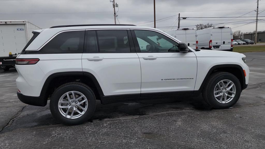 new 2025 Jeep Grand Cherokee car, priced at $44,370