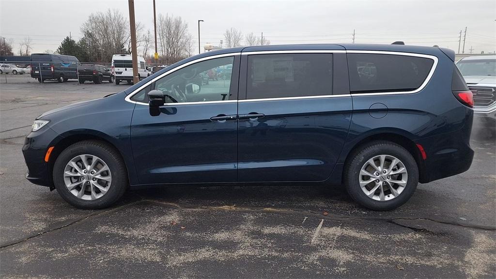 new 2025 Chrysler Pacifica car, priced at $50,810