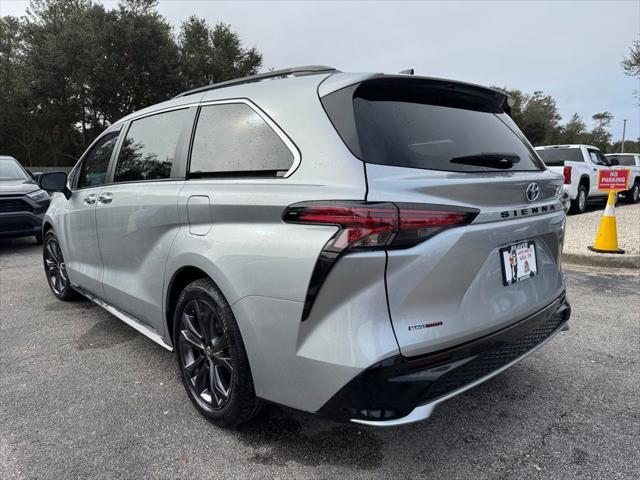 used 2023 Toyota Sienna car, priced at $48,400