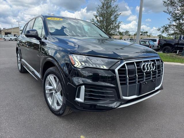 used 2024 Audi Q7 car, priced at $47,700