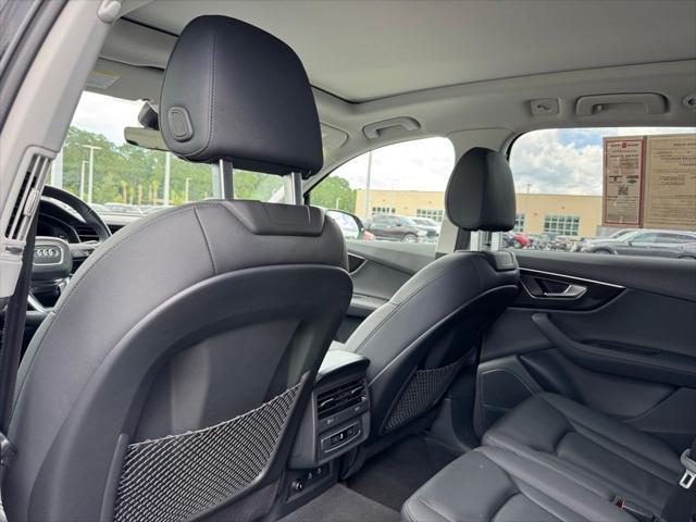 used 2024 Audi Q7 car, priced at $47,700