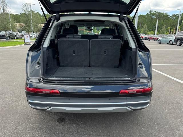 used 2024 Audi Q7 car, priced at $47,700