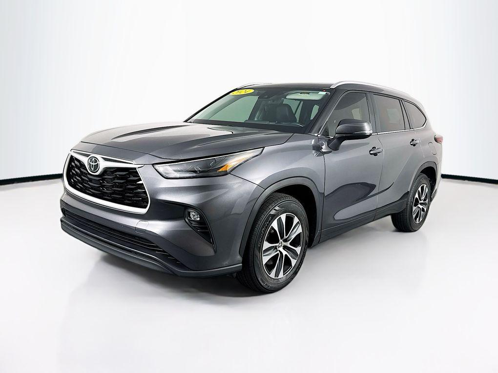 used 2024 Toyota Highlander car, priced at $36,800