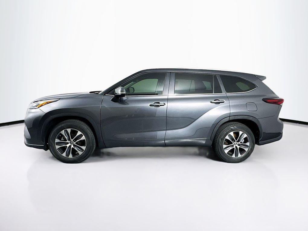 used 2024 Toyota Highlander car, priced at $36,800
