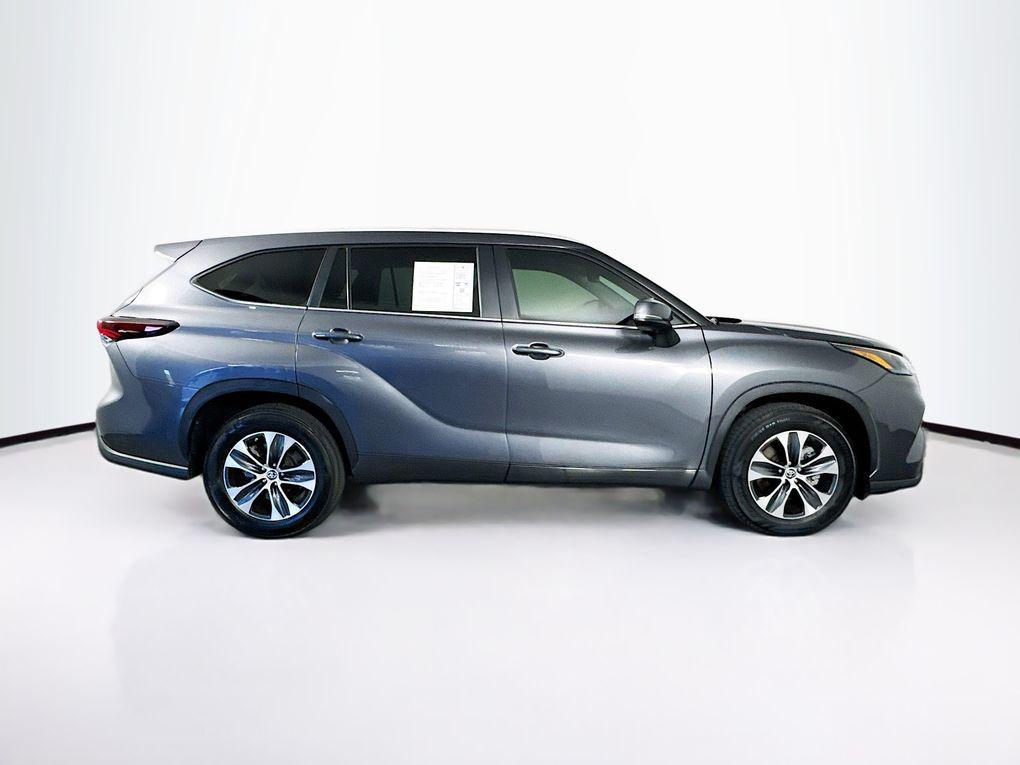 used 2024 Toyota Highlander car, priced at $36,800
