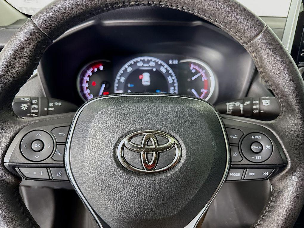 used 2021 Toyota RAV4 car, priced at $27,100