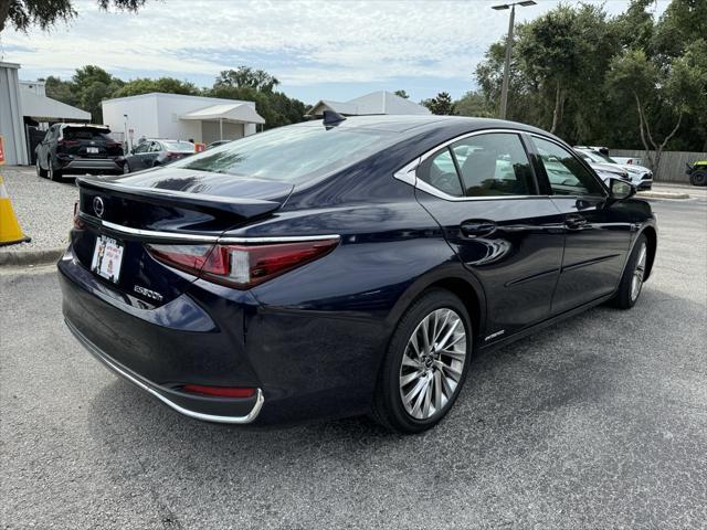 used 2020 Lexus ES 300h car, priced at $34,700