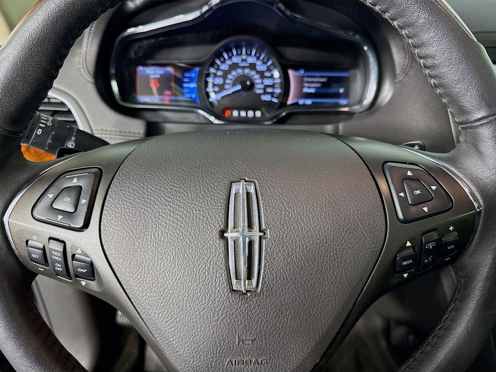 used 2014 Lincoln MKT car, priced at $10,500