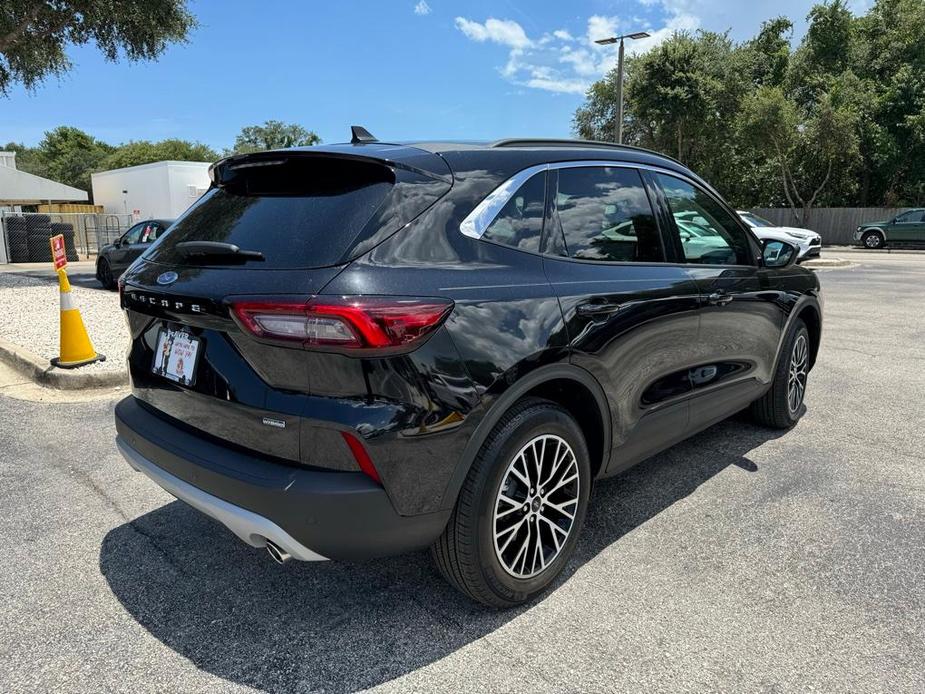 used 2023 Ford Escape car, priced at $31,000