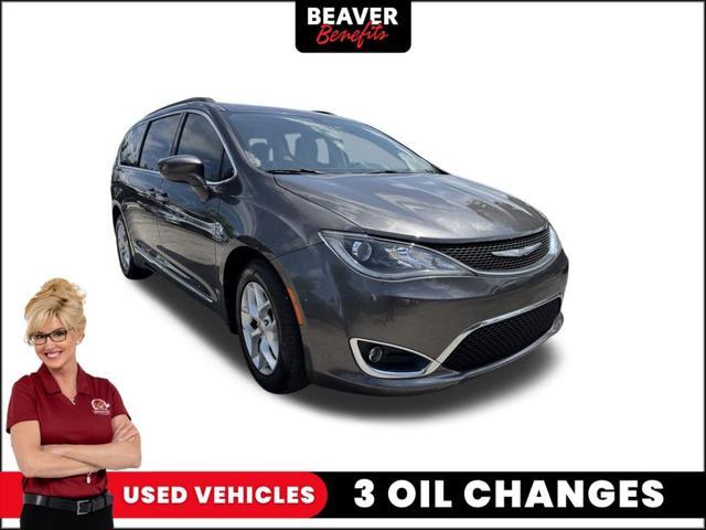 used 2017 Chrysler Pacifica car, priced at $13,700