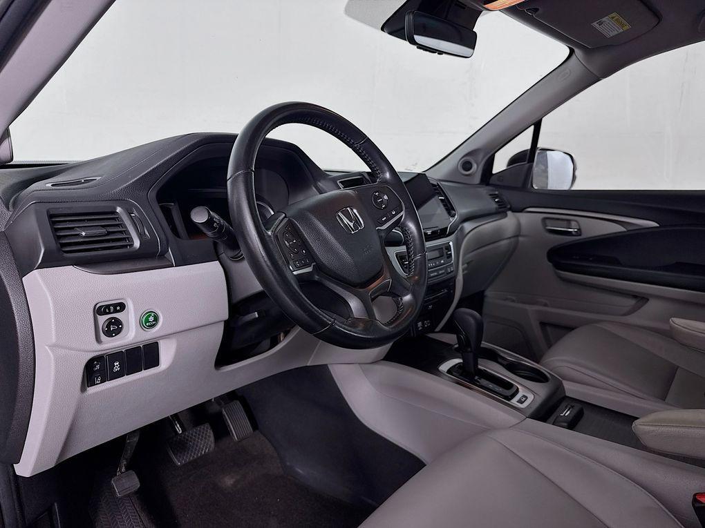 used 2019 Honda Pilot car, priced at $24,400
