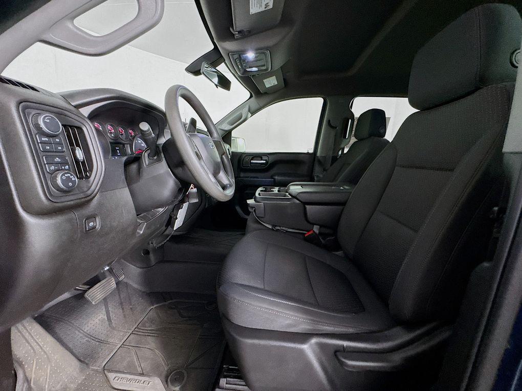 used 2021 Chevrolet Silverado 1500 car, priced at $33,200