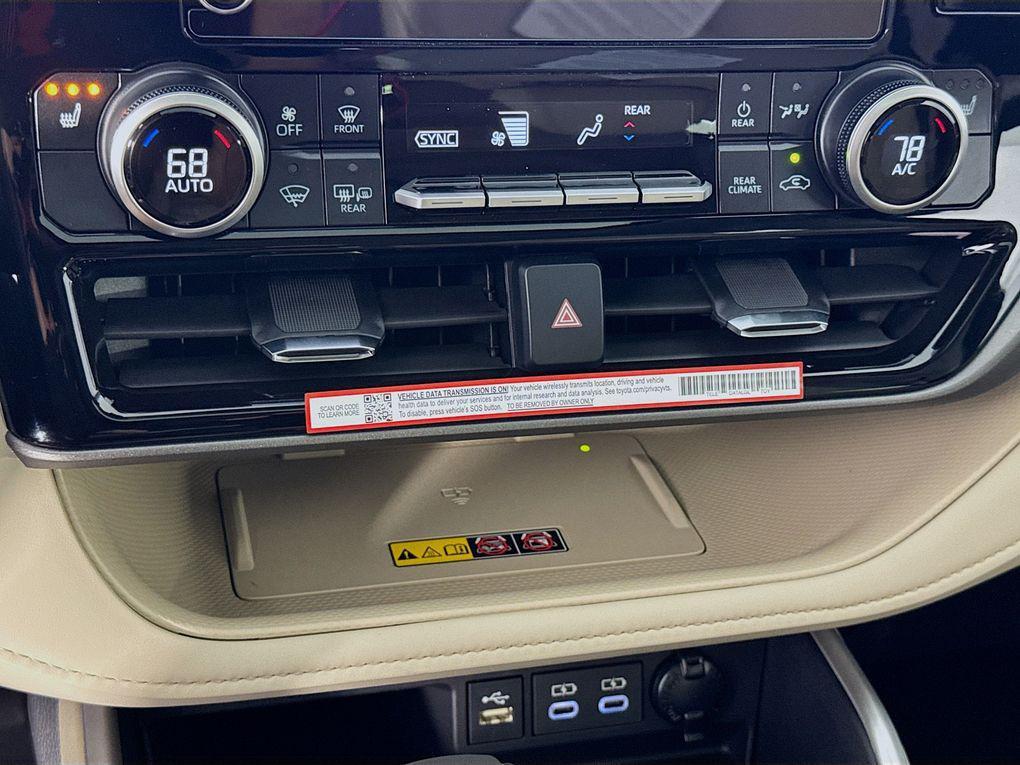 new 2025 Toyota Highlander car, priced at $47,285