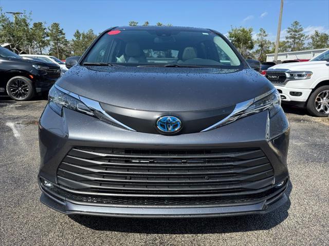 new 2025 Toyota Sienna car, priced at $47,117