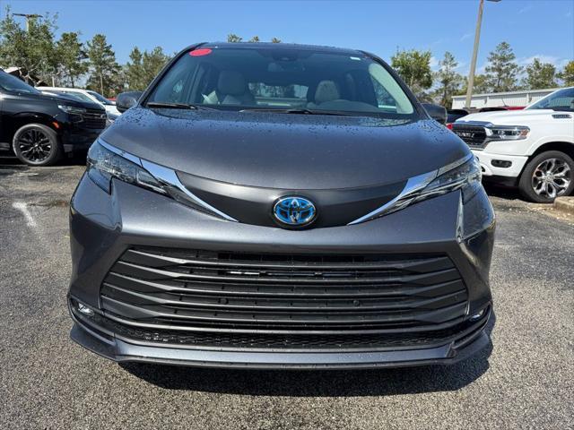 new 2025 Toyota Sienna car, priced at $47,117