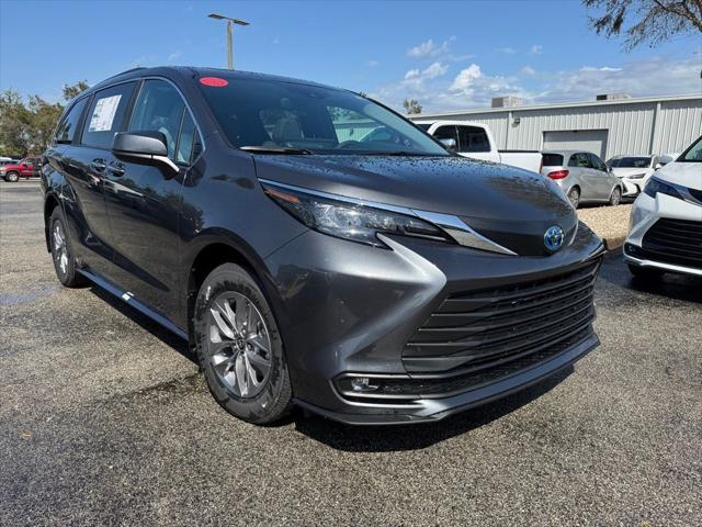 new 2025 Toyota Sienna car, priced at $47,117