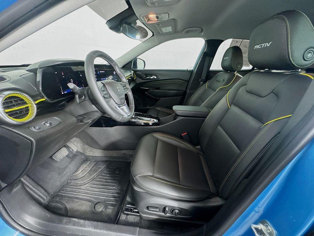 used 2025 Chevrolet Trax car, priced at $23,000