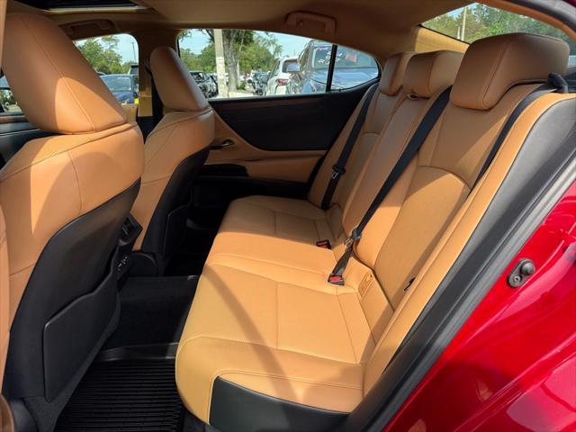 used 2022 Lexus ES 250 car, priced at $36,300