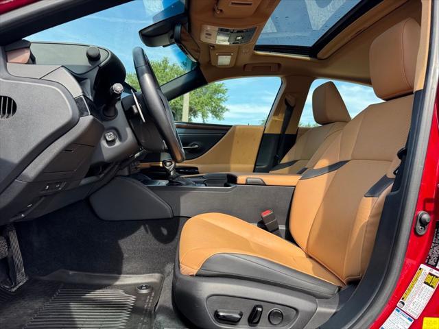 used 2022 Lexus ES 250 car, priced at $36,300
