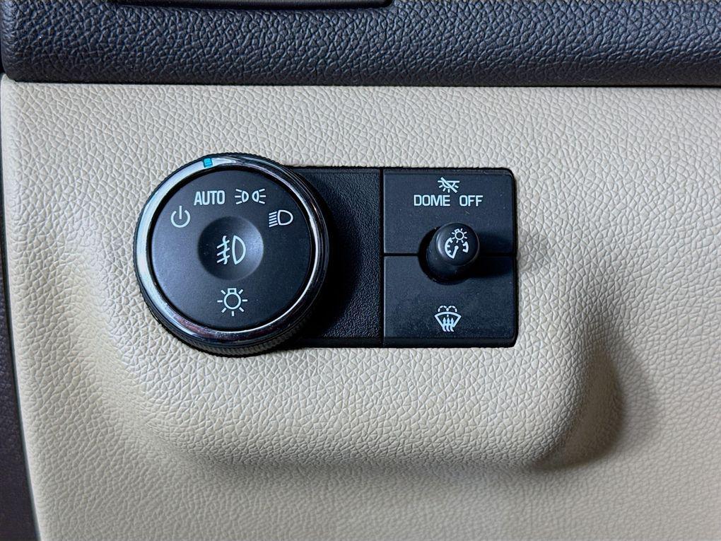 used 2009 Buick Enclave car, priced at $6,000