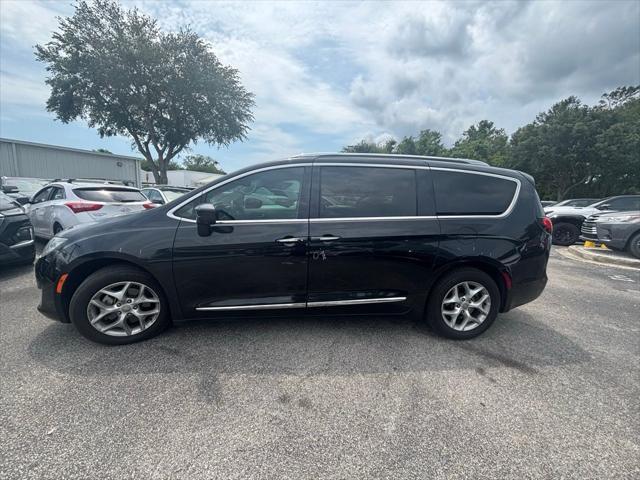 used 2017 Chrysler Pacifica car, priced at $12,100