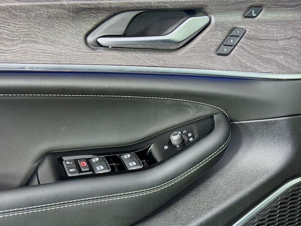 used 2024 Jeep Grand Cherokee car, priced at $45,000