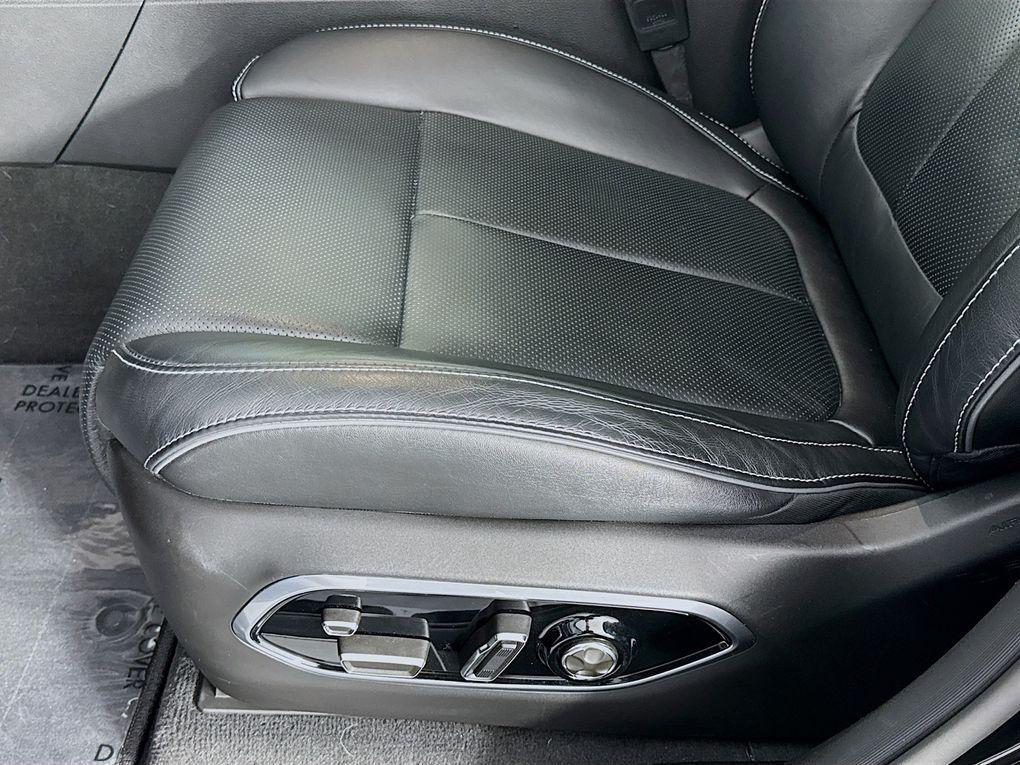 used 2024 Jeep Grand Cherokee car, priced at $45,000