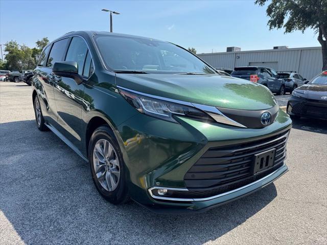 used 2022 Toyota Sienna car, priced at $41,800