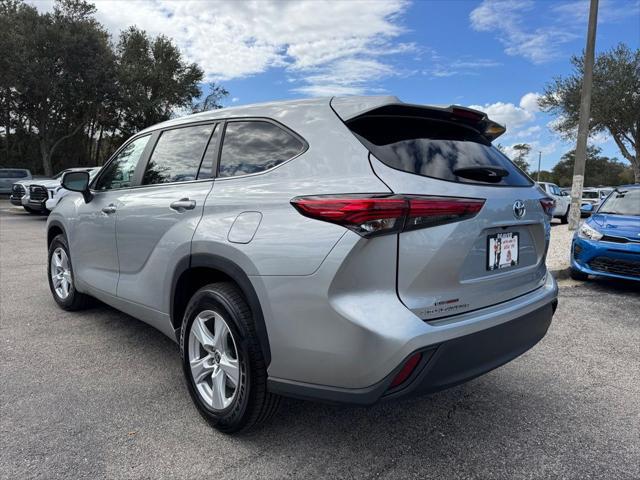 used 2023 Toyota Highlander Hybrid car, priced at $33,900