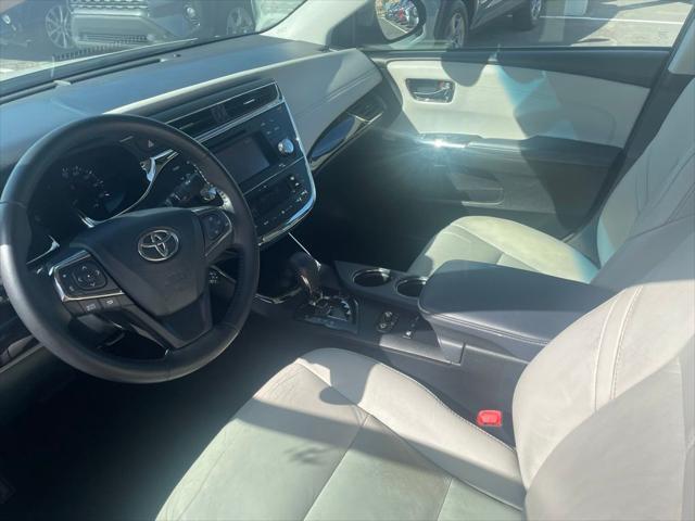 used 2013 Toyota Avalon Hybrid car, priced at $9,400