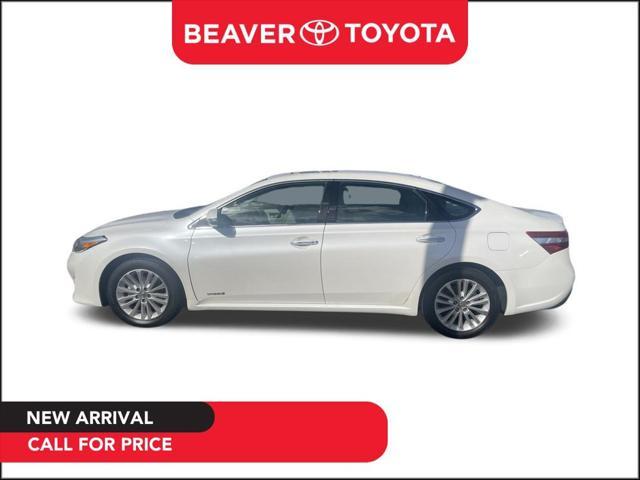 used 2013 Toyota Avalon Hybrid car, priced at $10,700