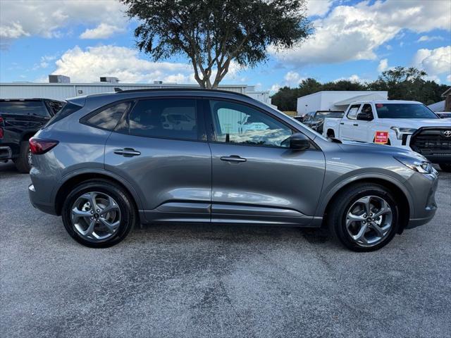 used 2024 Ford Escape car, priced at $26,000