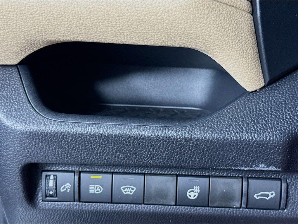 new 2025 Toyota RAV4 car