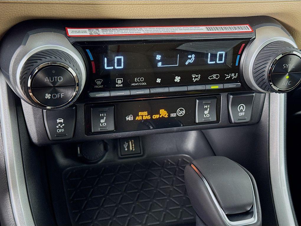 new 2025 Toyota RAV4 car