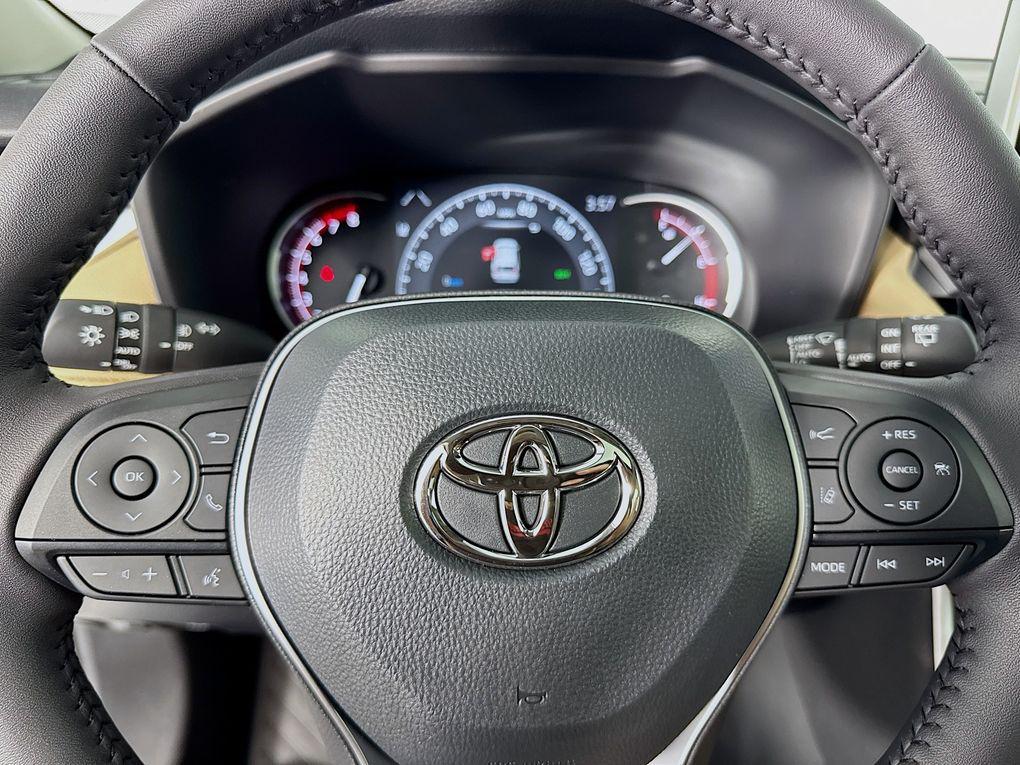 new 2025 Toyota RAV4 car