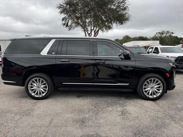 used 2023 Cadillac Escalade ESV car, priced at $77,000