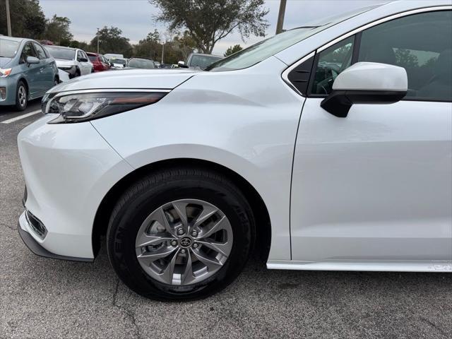 used 2023 Toyota Sienna car, priced at $40,900