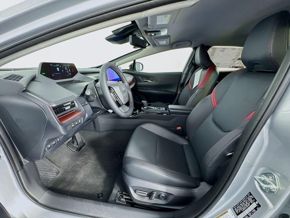 new 2026 Toyota Prius Plug-In Hybrid car, priced at $44,782