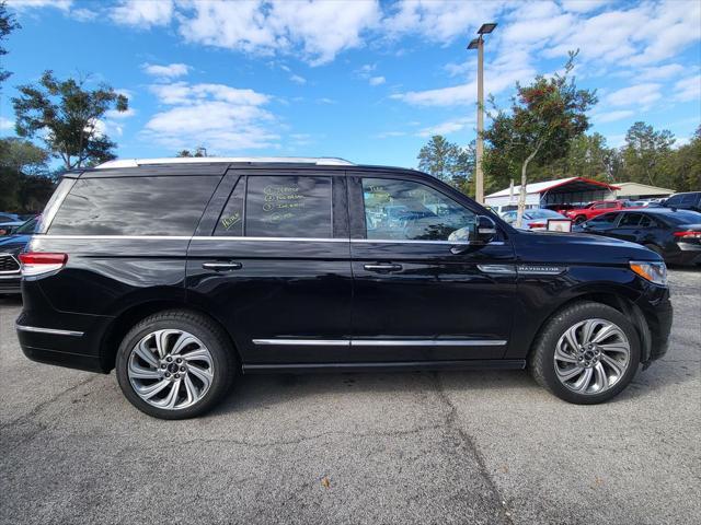 used 2022 Lincoln Navigator car, priced at $51,500