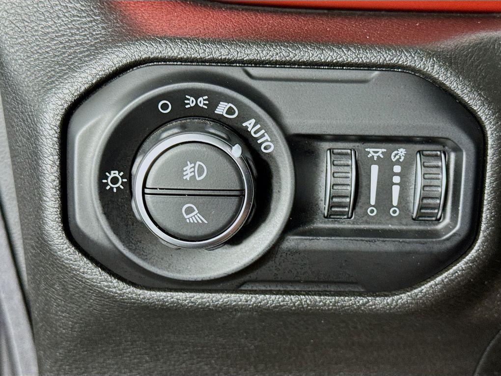 used 2021 Jeep Gladiator car, priced at $32,500