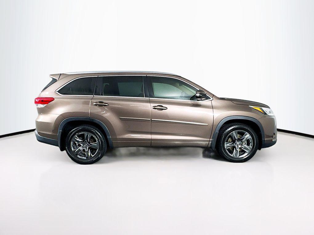 used 2018 Toyota Highlander car, priced at $26,000