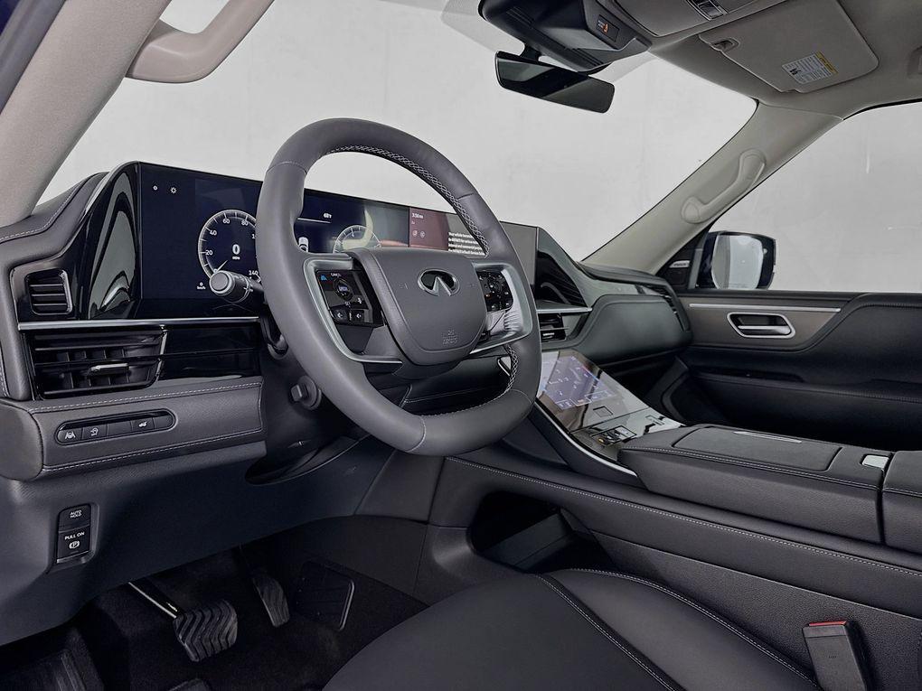used 2025 INFINITI QX80 car, priced at $68,900