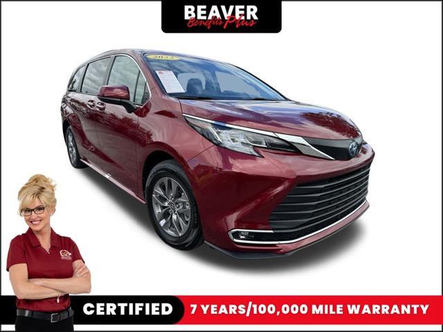 used 2023 Toyota Sienna car, priced at $43,700