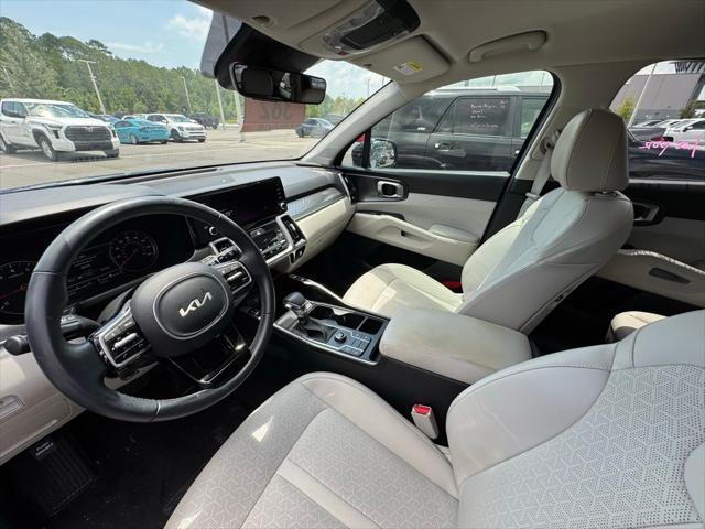 used 2023 Kia Sorento car, priced at $27,400