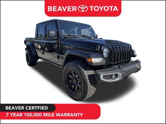 used 2022 Jeep Gladiator car, priced at $32,300