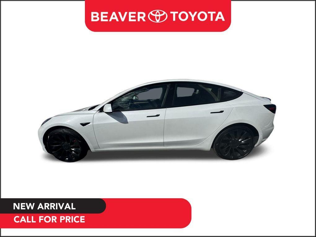used 2022 Tesla Model 3 car, priced at $27,000
