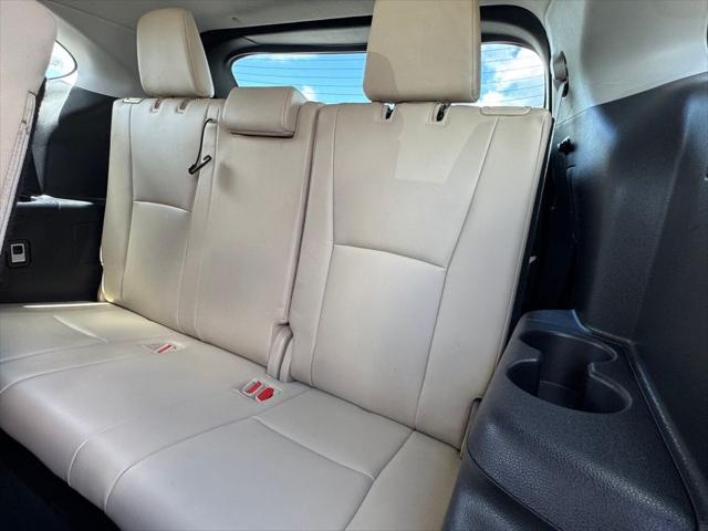 used 2021 Toyota Highlander car, priced at $37,800