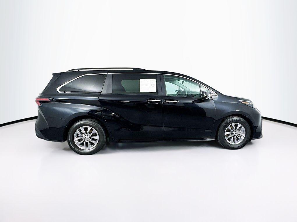 used 2024 Toyota Sienna car