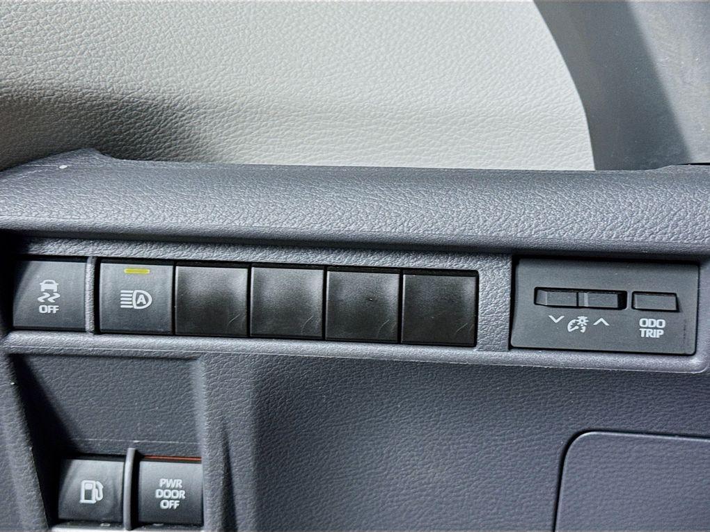 used 2024 Toyota Sienna car